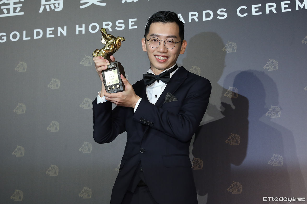 金馬獎/真的沒準備!導演劉國瑞上台拿獎「呆愣10秒」 全場笑了 | ETtoday星光雲 | ETtoday新聞雲