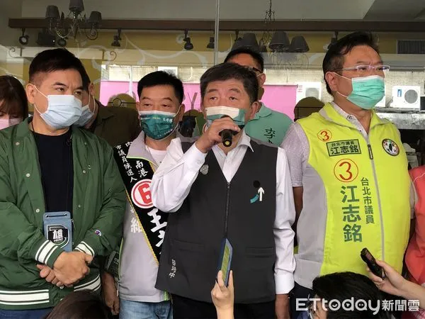 ▲▼陳時中湖光市場掃街拜票。（圖／記者黃國霖攝）