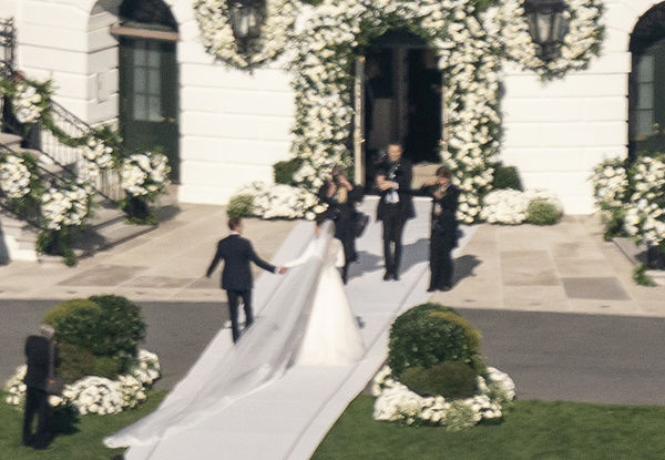 ▲▼ 美國總統拜登孫女娜歐蜜（Naomi Biden）19日在白宮舉辦私人婚禮。（圖／CFP）