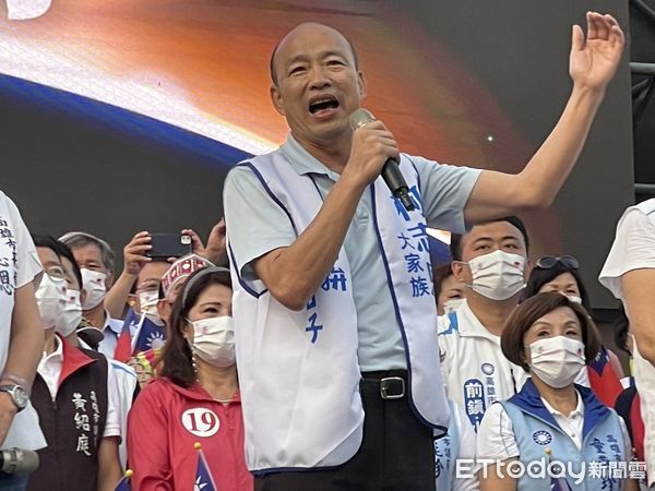 ▲▼前高雄市長韓國瑜替柯志恩造勢大會站台。（圖／記者許展溢攝）