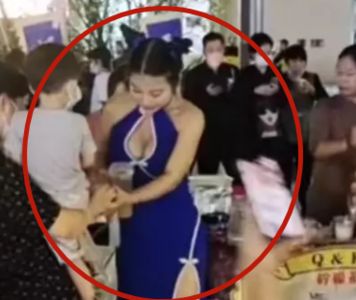 闆娘「雙球快彈出」賣波霸奶茶!穿超高叉迎客 本尊高EQ擊退酸民
