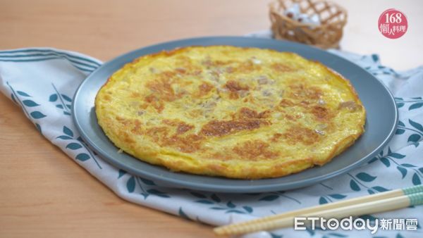 菜脯蛋（圖／《168懶人料理》提供）