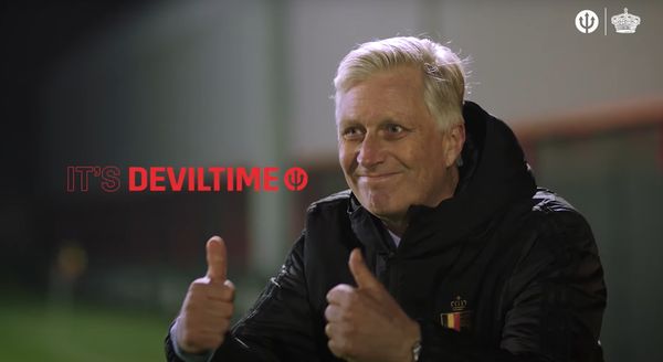 ▲▼比利時國王在宣傳片中出演國家足球隊的教練。（圖／翻攝自YouTube／Royal Belgian Football Association）