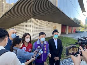 桃市圖新總館二次施工爭議　鄭寶清和藍營戰將會勘被擋門外