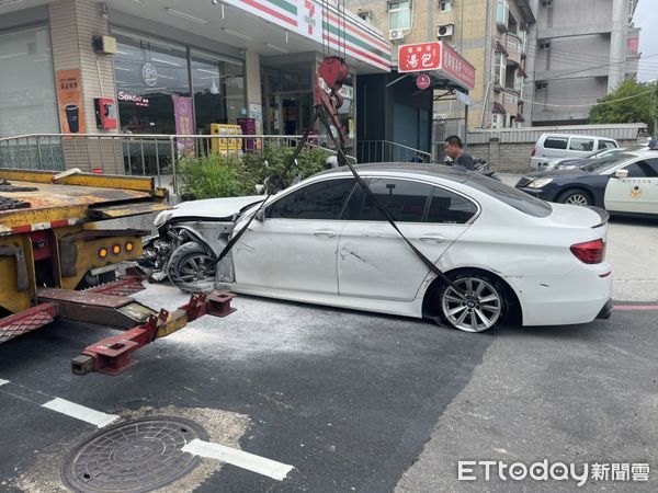 ▲▼新竹警匪追逐，嫌犯座車。（圖／記者蔡文淵翻攝）