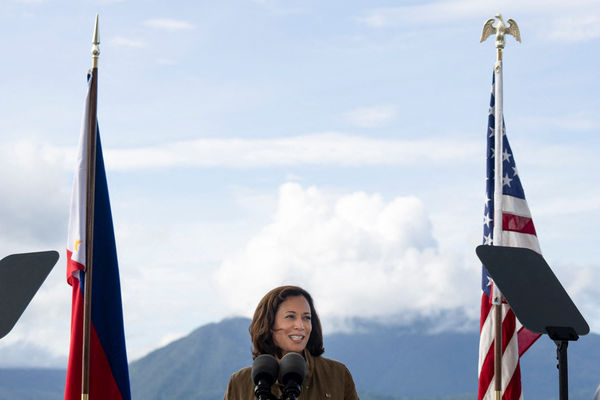 ▲▼美國副總統賀錦麗（Kamala Harris）造訪菲律賓巴拉旺島（Palawan）。（圖／路透）