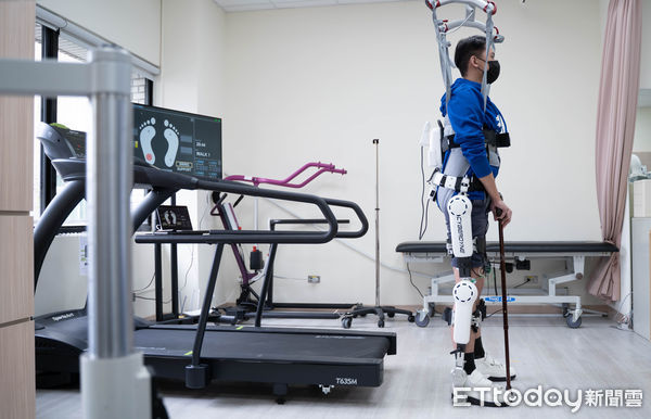 北醫附醫多樣性下肢機器人復健中心。（圖／記者趙于婷攝）
