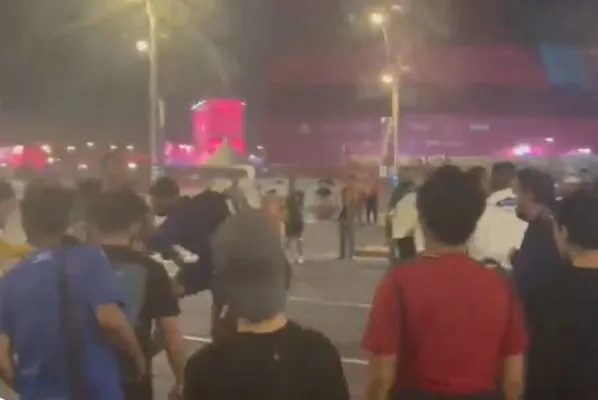 ▲▼阿根廷墨西哥球迷互毆。（圖／翻攝推特）