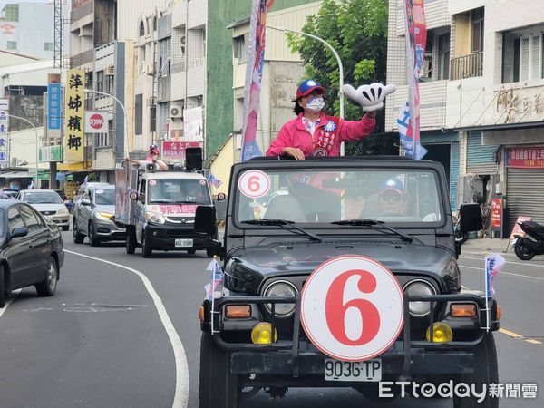 ▲選前最後一天，台南市第一選區市議員候選人姚正玉，白天用全區車隊掃街、晚上「搶救正義之夜」車隊遊行來向鄉親致意，希望鄉親投下神聖的一票。（圖／記者林悅翻攝，下同）