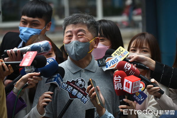 快訊／陳時中一身輕裝到場投票　曝開票前規劃「這段時間蠻難熬的」 | ET