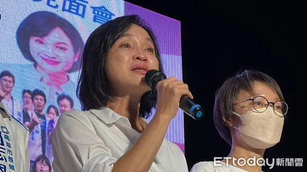 ▲▼柯志恩哽咽發言。（圖／記者賴文萱攝）