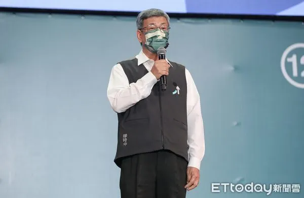 ▲▼2022九合一選舉陳時中開票之夜,陳建仁上台發表談話。（圖／記者李毓康攝）