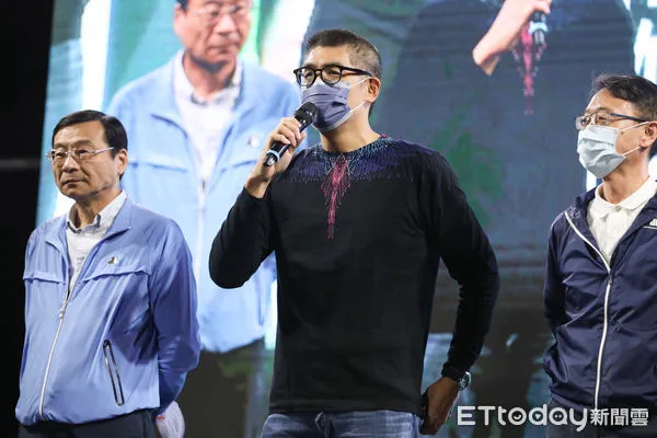 ▲國民黨副主席連勝文（圖中）。（圖／記者林敬旻攝）