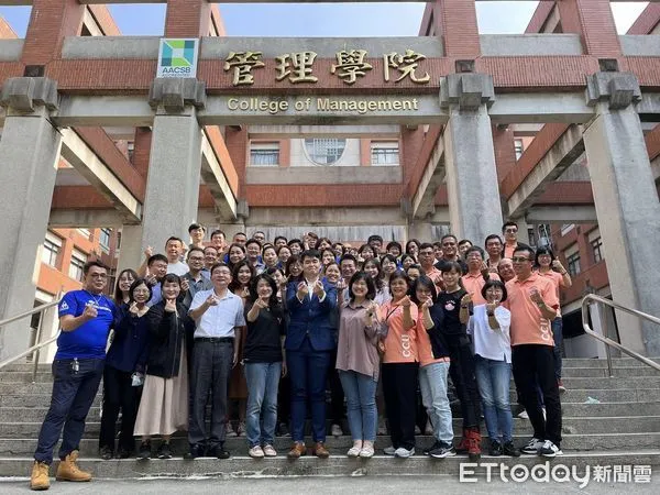 ▲▼中正企管在職MBA 免筆試招生。（圖／記者翁伊森翻攝）