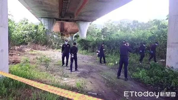 ▲▼      花蓮和榮橋下驚見男屍       。（圖／記者柯政誟翻攝）
