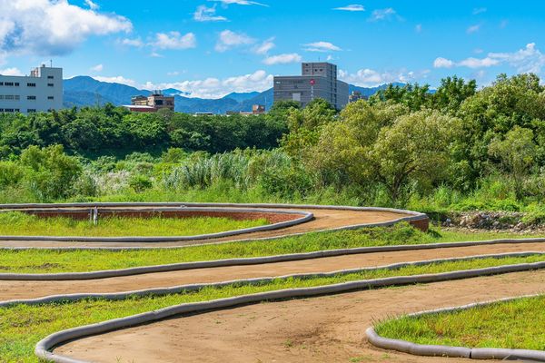 ▲樹林區環保河濱公園內的山佳遙控越野場12月3日正式開放。（圖／高灘處提供）