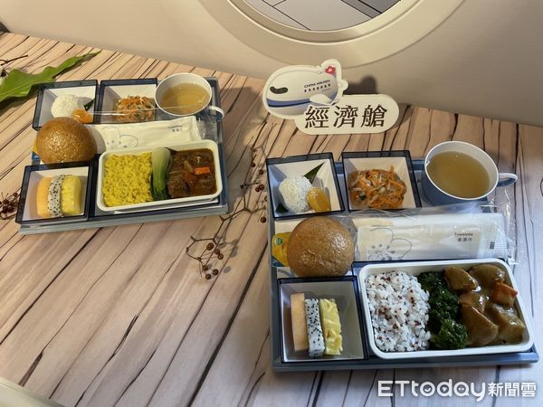 ▲▼華航「空中旅人純淨蔬食」明日（12月1日）起上線。（圖／記者李宜秦攝）