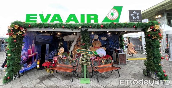 ▲▼長榮航空今年攜手慕尼黑機場進駐「德國商品X聖誕市集」，設置宣傳展位。（圖／記者李姿慧攝）