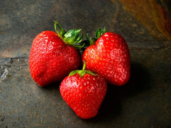 ▲▼營養師教你洗草莓。（圖／Unsplash）