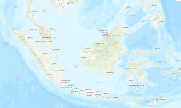 ▲▼印尼西爪哇發生規模6.4地震。（圖／翻攝自USGS）