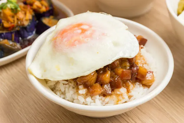 ▲飄香50年的弘記肉燥飯舖。（圖／高雄市觀光局提供）