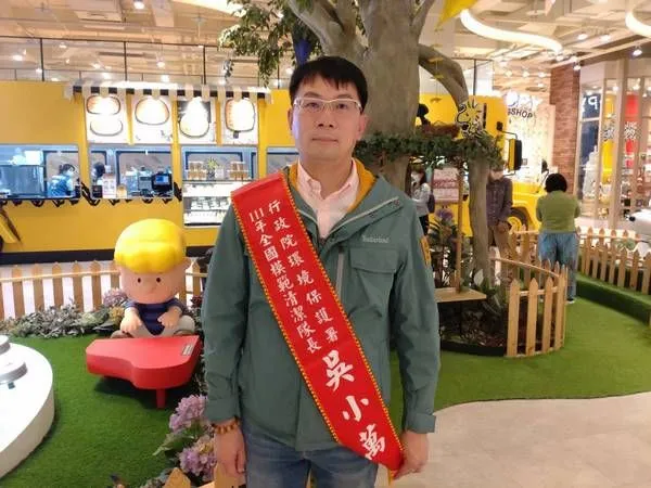 ▲全國模範清潔隊長368名角逐，桃園區中隊長吳小萬奪魁。（圖／環保局提供）