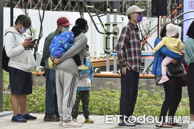 試管補助3.0上路滿月！二寶潮爆發　醫：38歲前要把握黃金期