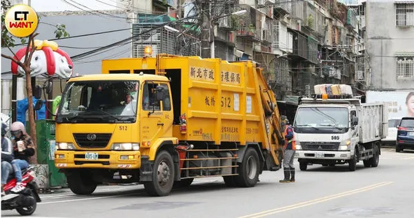 新北市近4年內發生3起垃圾車與機車騎士的死亡車禍，在家屬心中留下難以抹滅的傷痕。（示意圖／趙世勳攝）