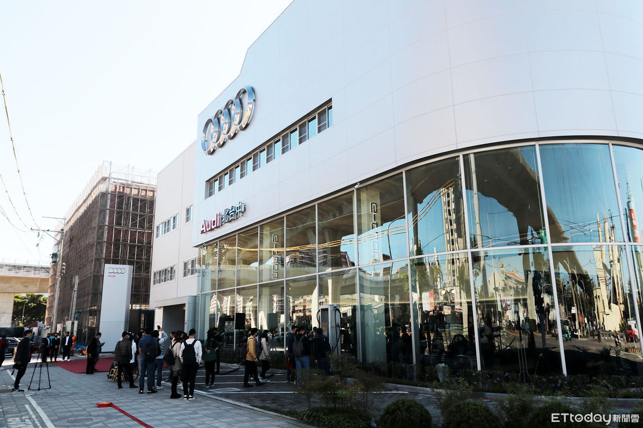 ▲中部第3座！Audi「北台中展間」開幕　服務廠2023第1季上線。（圖／記者張慶輝攝）