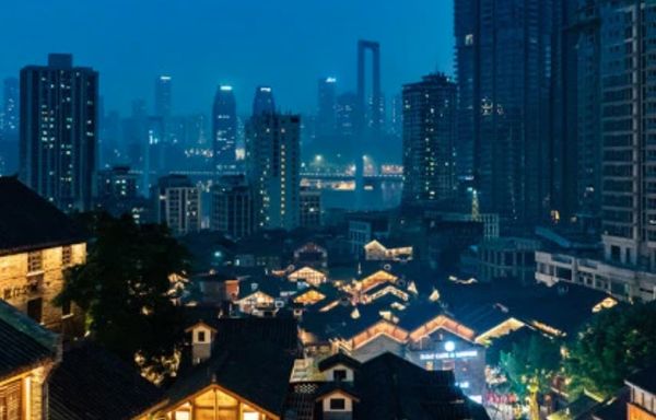 廣邀台商力拚夜經濟！　重慶連三年「網紅夜城市」打卡量第一名 | ETto