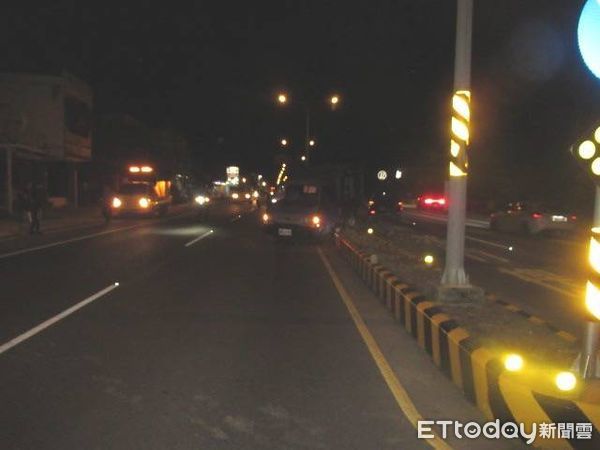 ▲墾丁南灣爆胎車禍             。（圖／記者陳崑福翻攝，下同）