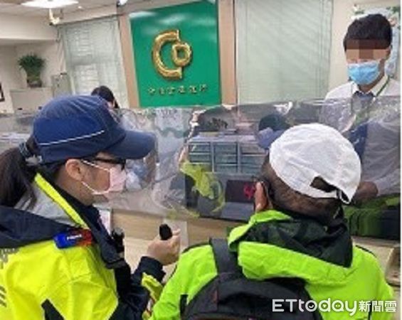 ▲經員警和行員苦勸並舉案例說明，終讓游男明瞭為詐騙伎倆。（圖／龍潭警分局提供）