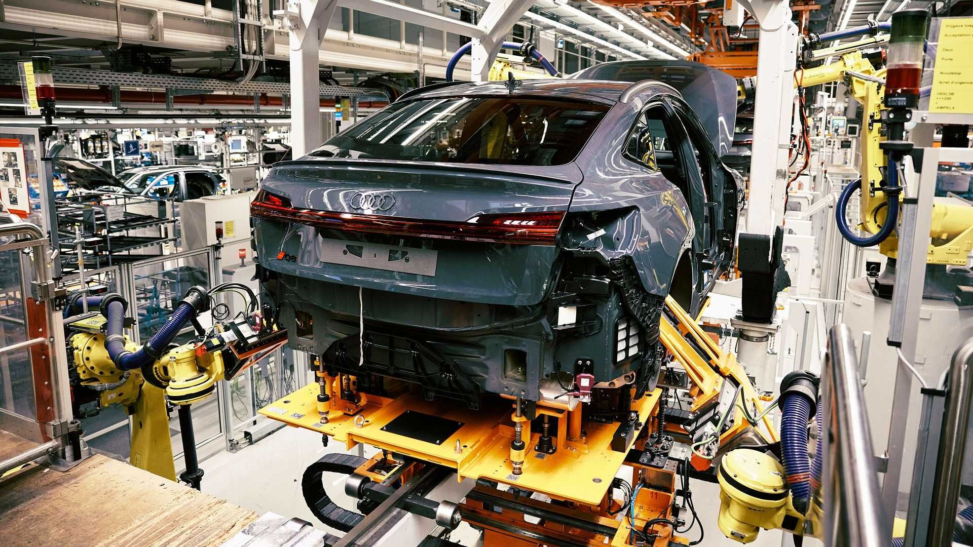 ▲Audi Q8 e-tron／Sportback開始上線量產。（圖／翻攝自Audi）