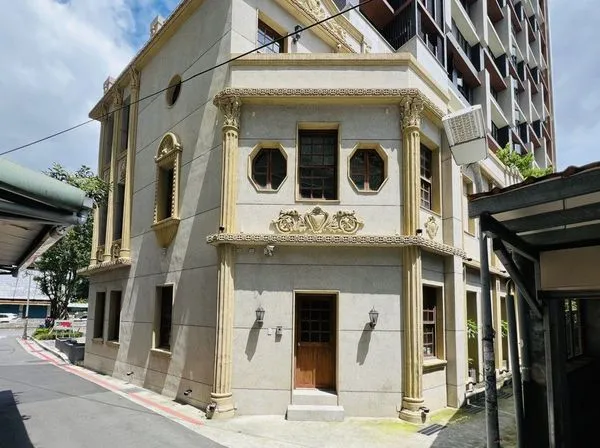 ▲▼萬華「青雲閣」首發公開活動！「胭脂青雲魔幻聖誕市集」在12/24-25兩天舉行。（圖／青雲閣提供）