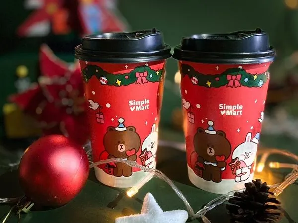 ▲▼「美廉咖啡」與LINE FRIENDS明星合作，推出冬季特別版「愛在一起咖啡」超療癒包裝，更在聖誕祭出冬季限定新口味「跳舞可可甜橘風味咖啡」。（圖／業者提供）