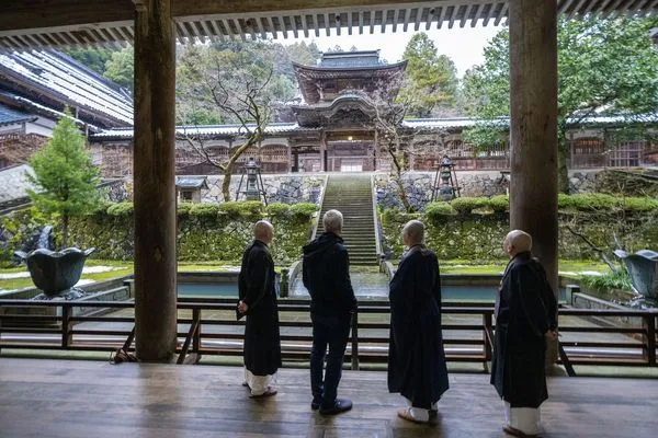 ▲庫克參訪永平寺。（圖／取自Tim cook推特）