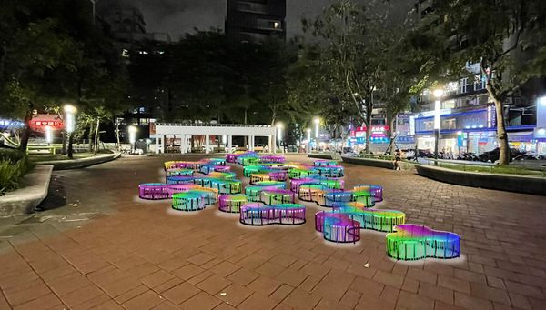 ▲「2023台灣燈會在台北」以「在台北發光」為主軸，觀傳局今公布位於東區商圈之光展區作品。（圖／觀傳局提供）