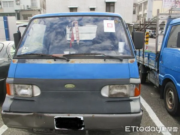 ▲行政執行署台南分署啟動新一波酒（毒）裁罰案件專案執行，首先查扣拒絕酒駕被裁罰的林姓男子名下貨車，定期拍賣。（圖／記者林悅翻攝）