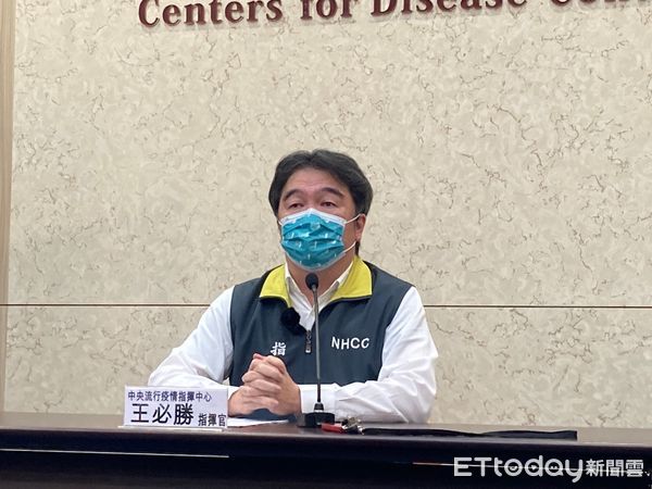 ▲▼針對郭台銘所說BNT疫苗採購爭議，指揮中心指揮官王必勝12/20上午親上火線說明。（圖／記者洪巧藍攝）