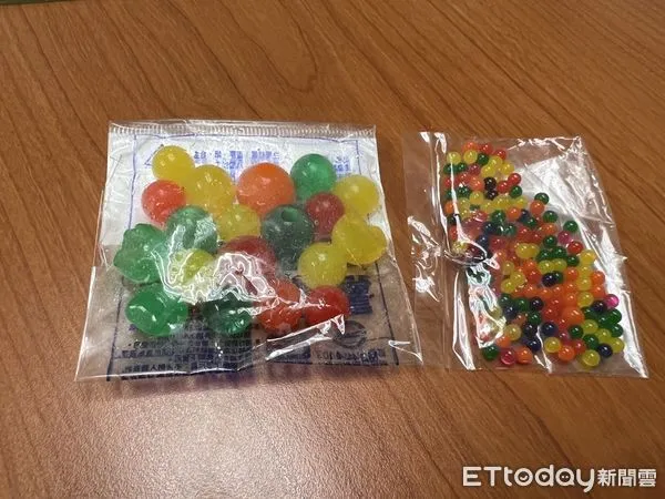 ▲▼水晶寶寶顏色鮮豔繽紛，可能會被幼童誤食。（圖／記者許宥孺翻攝）