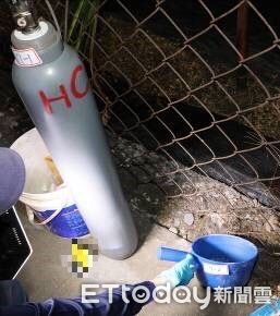 ▲里港警方在高樹鄉查獲製毒工廠            。（圖／記者陳崑福翻攝，下同）