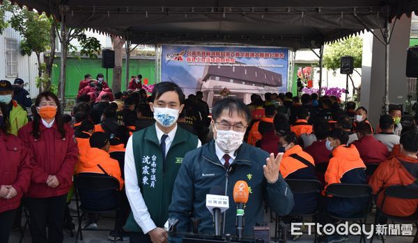 ▲台南市長黃偉哲率領台南市消防局長李明峯，提升台南市消局智慧科技防災救災能量，打造台南為宜家宜居智慧安全大台南。（圖／記者林悅翻攝，下同）