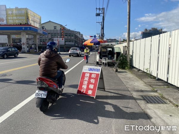 ▲▼空品維護區內設置固定式車牌辨識及空氣品質微型感測器，管制週邊空氣污染。（圖／花蓮縣政府提供，下同）