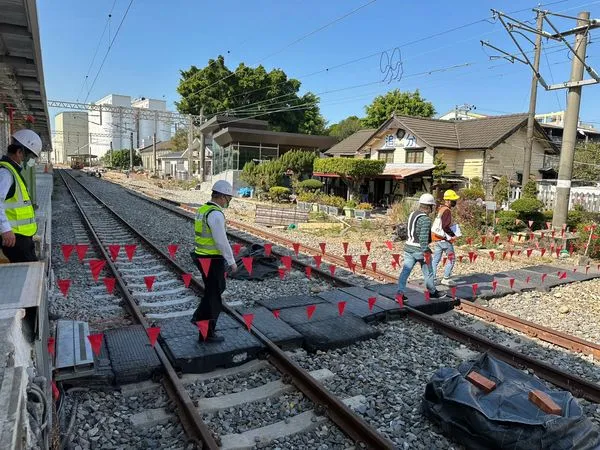 ▲▼台鐵追分站旅運設施改善明年元旦前啟用。（圖／台鐵局）