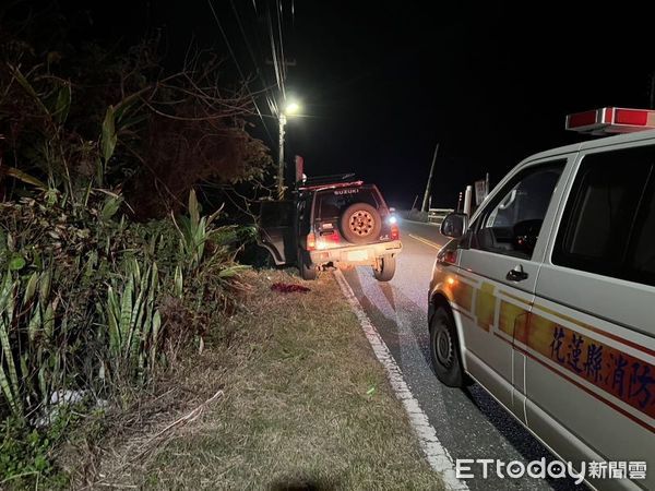 ▲▼一名男子開車行經花蓮豐濱鄉台11線時，自撞金屬護欄，重傷宣告不治。（圖／記者柯政誟翻攝）