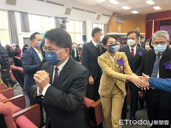 高虹安就職：撤銷選舉期對媒體訴訟　若查實「大祕寶」交檢調 | ETtod