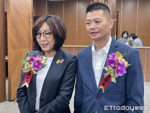 ▲▼康裕成、曾俊傑成功當選第4屆高雄市議會正副議長。（圖／記者許展溢攝）