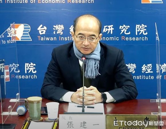 ▲台灣經濟研究院張建一院長表示，2023年台灣經濟成長要靠內需。（圖／記者林淑慧攝）