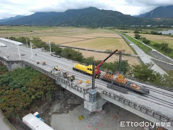 ▲▼918強震中斷台鐵玉里到富里路線，近日已完成搶修和試車，明天將恢復通車。（圖／台鐵局）