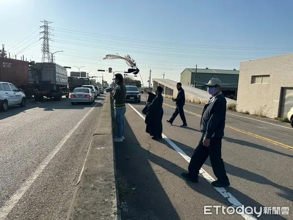 ▲清水連環車禍造成一死，死者家屬超魂畫面曝光。（圖／民眾提供）